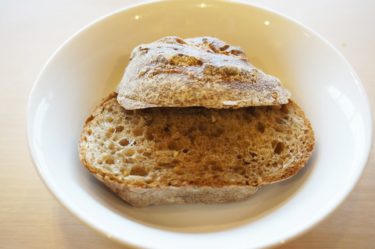 簡単パンの作り方！フライパンで作る美味しいパンのレシピを紹介